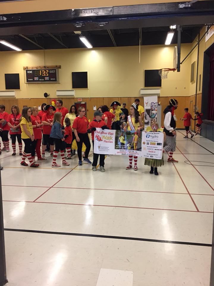 42289163_2371508879530430_370990255597158400_n