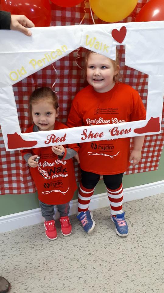 42363996_2372945572720094_1825706665278701568_n